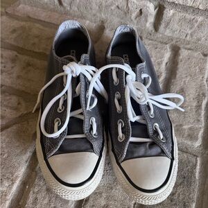 Converse Chuck Taylor All Star Low Top Women's Shoes Size 8 Charcoal Grey/ White